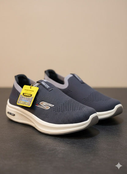 High Quality Men’s Skechers – Soft, Lightweight & Breathable - The Storvia Designers