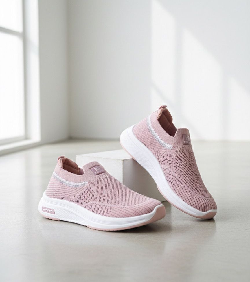 High Quality Women’s Skechers – Comfortable & Stylish