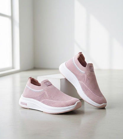 High Quality Women’s Skechers – Comfortable & Stylish