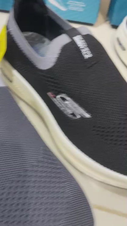 High Quality Men’s Skechers – Soft, Lightweight & Breathable